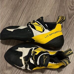 La Sportiva Solution Climbing Shoes